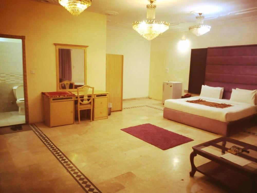 Executive Royal Garden For Families Only Hotel Islamabad Room photo